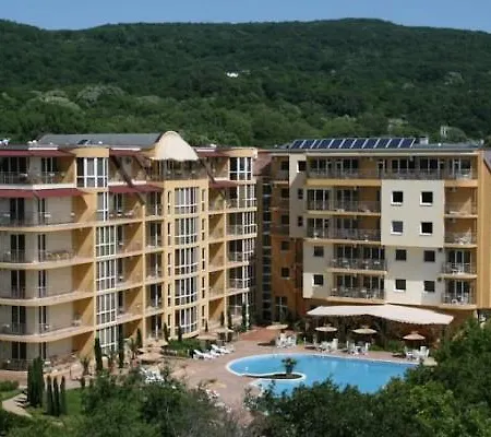 Апартаменти Elias *