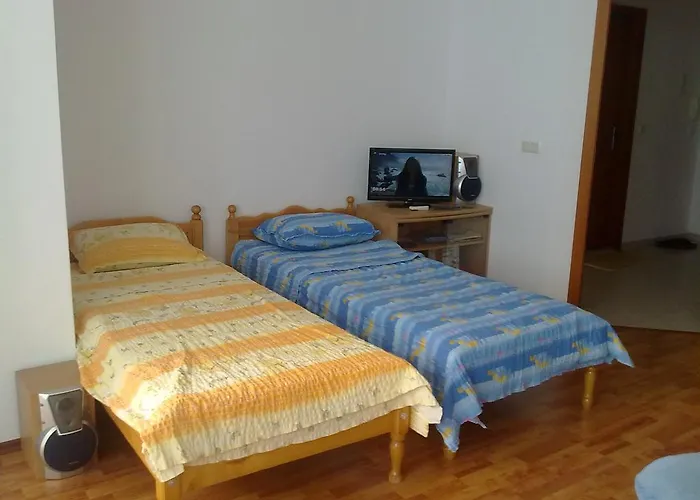 Apartman Elias *