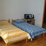 Apartament Elias *